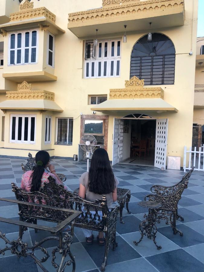 Jai Villa Homestay Udaipur Eksteriør billede