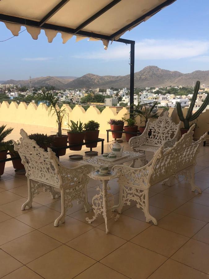 Jai Villa Homestay Udaipur Eksteriør billede