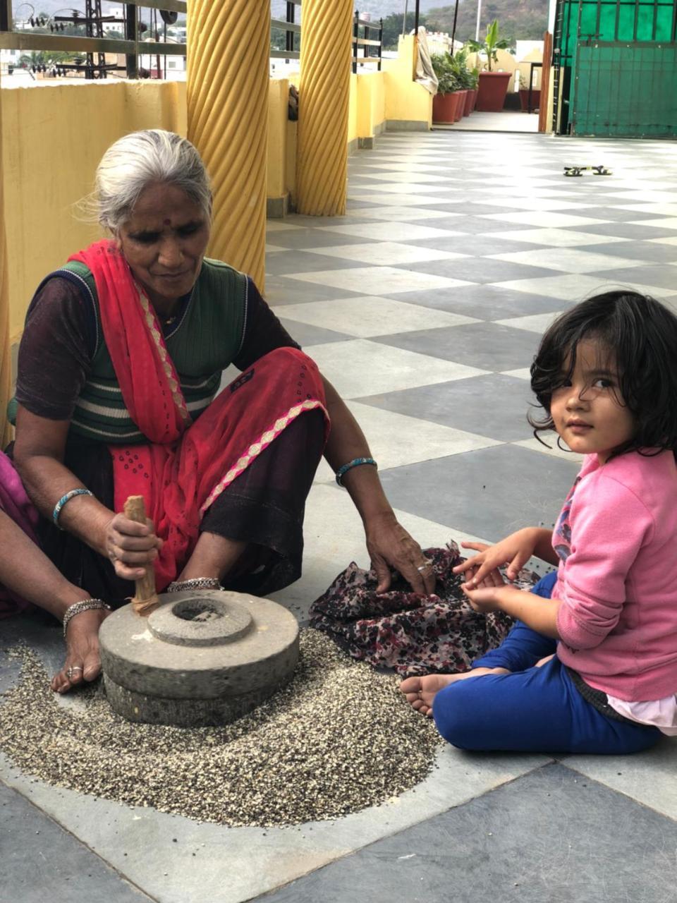 Jai Villa Homestay Udaipur Eksteriør billede